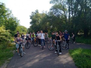 groupe d'étudiants à vélo