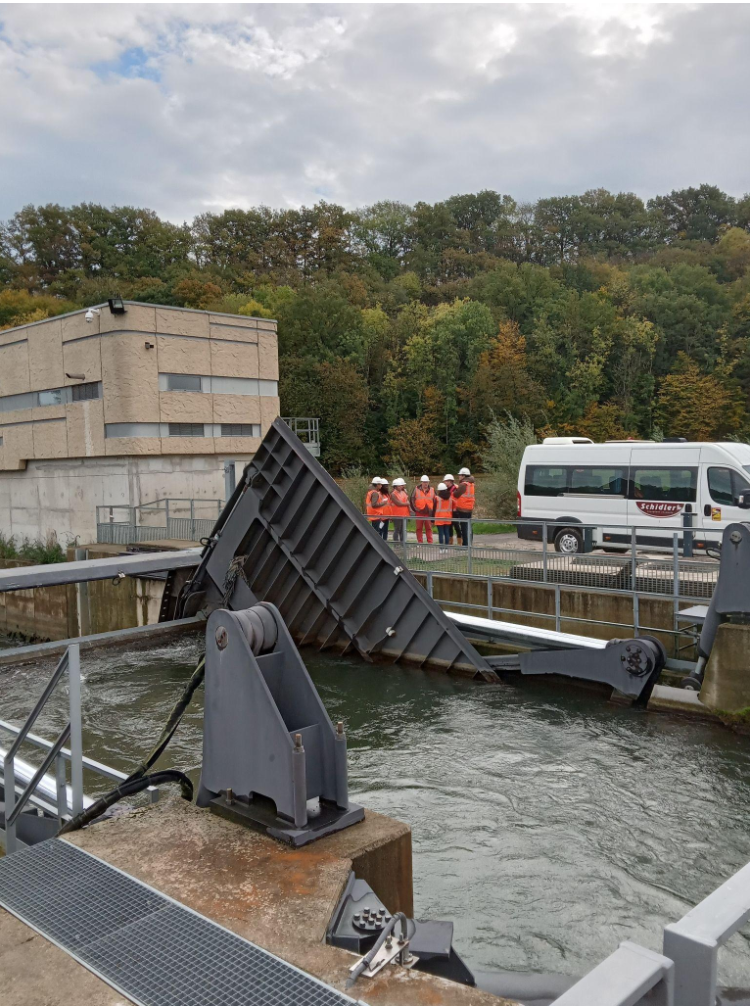 visite des installations hydro-éléctriques de BAMEO sur la Meuse
